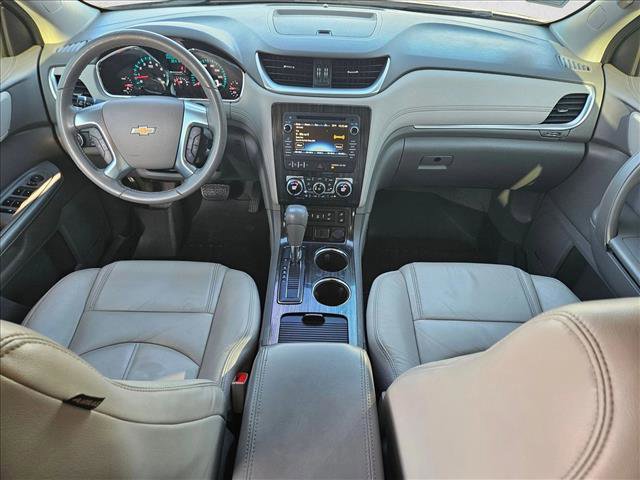 Used 2015 Chevrolet Traverse LT image 19
