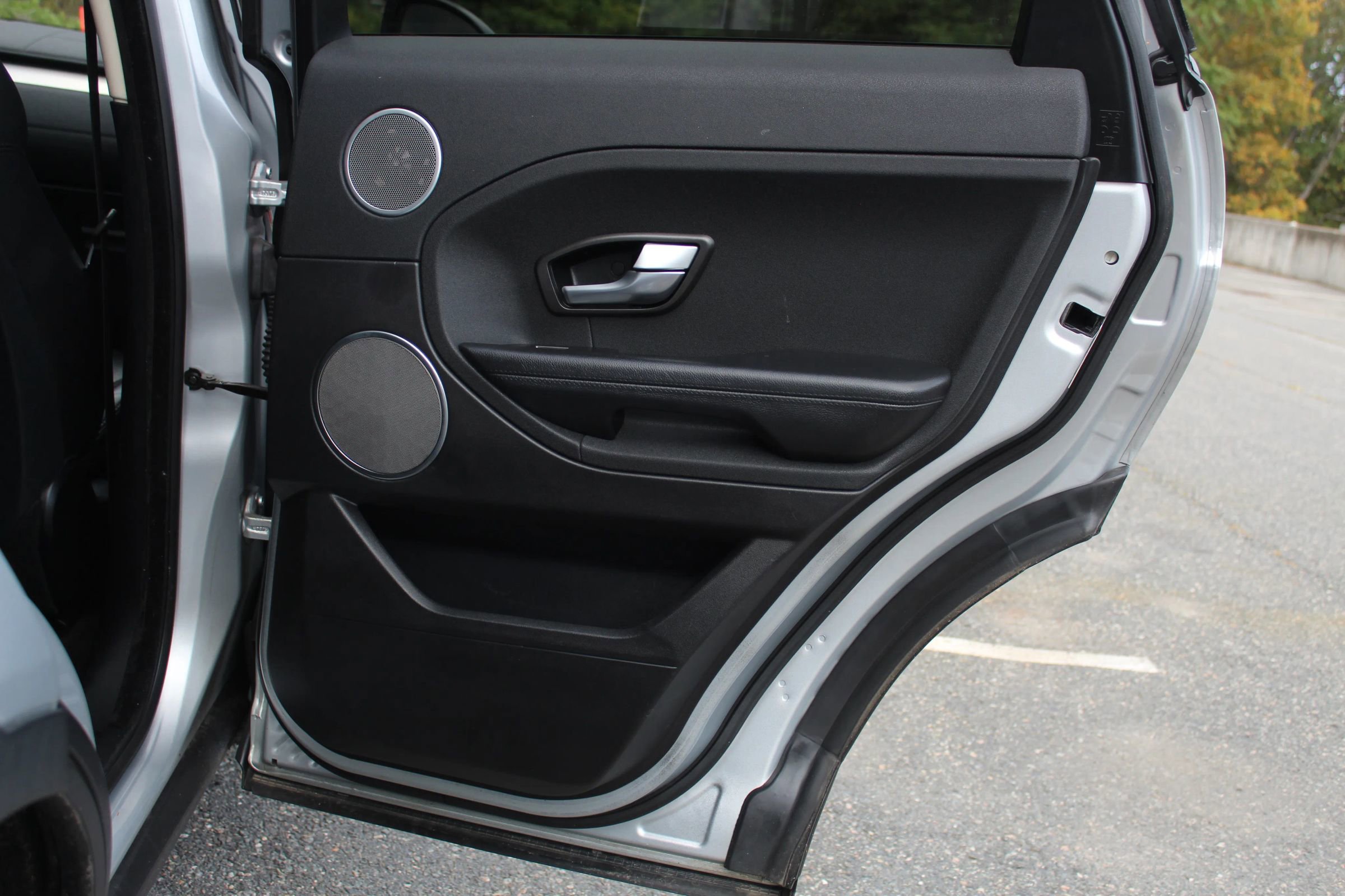 Used 2015 Land Rover Range Rover Evoque Pure Plus image 16