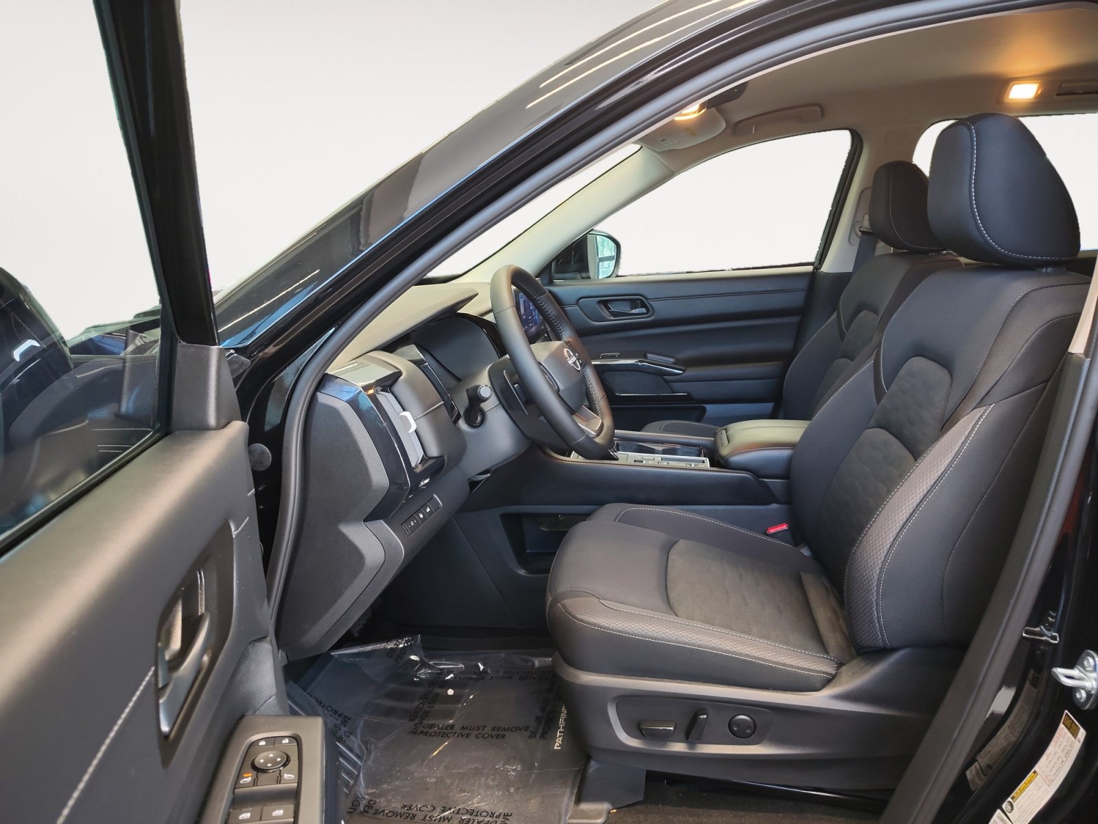 Certified 2026 Nissan Pathfinder SV FWD image 23