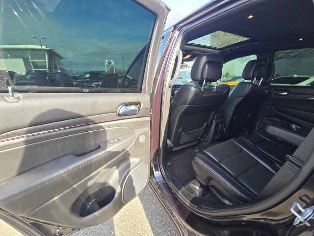 Used 2020 Jeep Grand Cherokee High Altitude AWD/4WD image 19