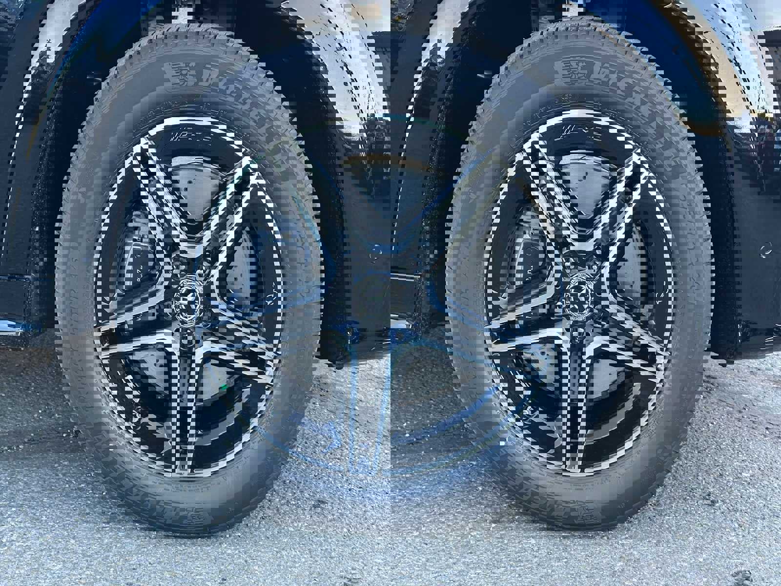 New 2026 Mercedes-Benz GLE 450 4MATIC Coupe image 9