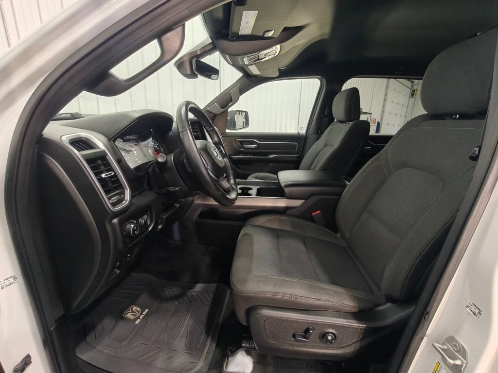 Used 2019 RAM 1500 Big Horn AWD/4WD image 32