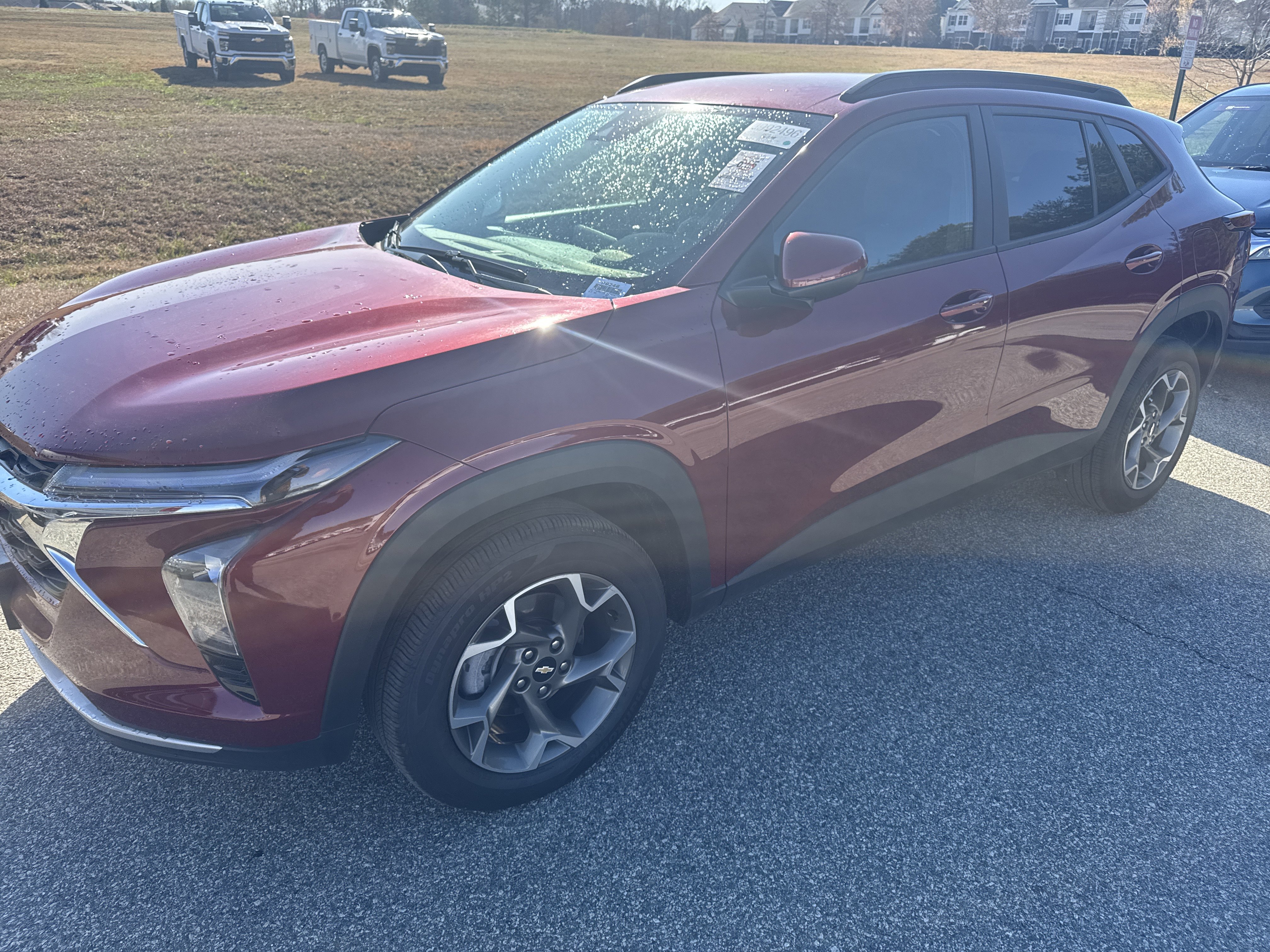 Used 2025 Chevrolet Trax LT w/ LT Convenience Package image 5