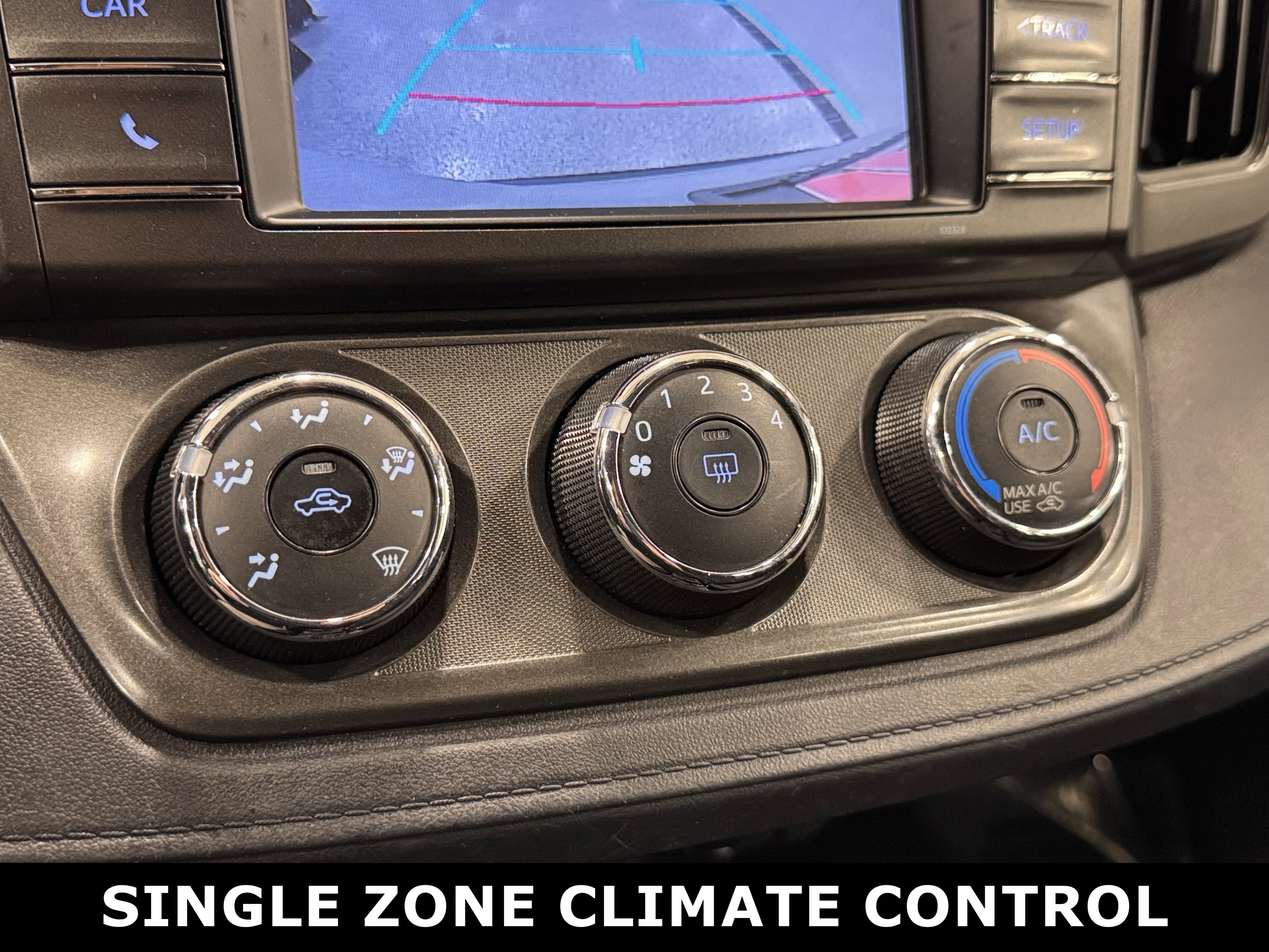 Used 2015 Toyota RAV4 LE image 7