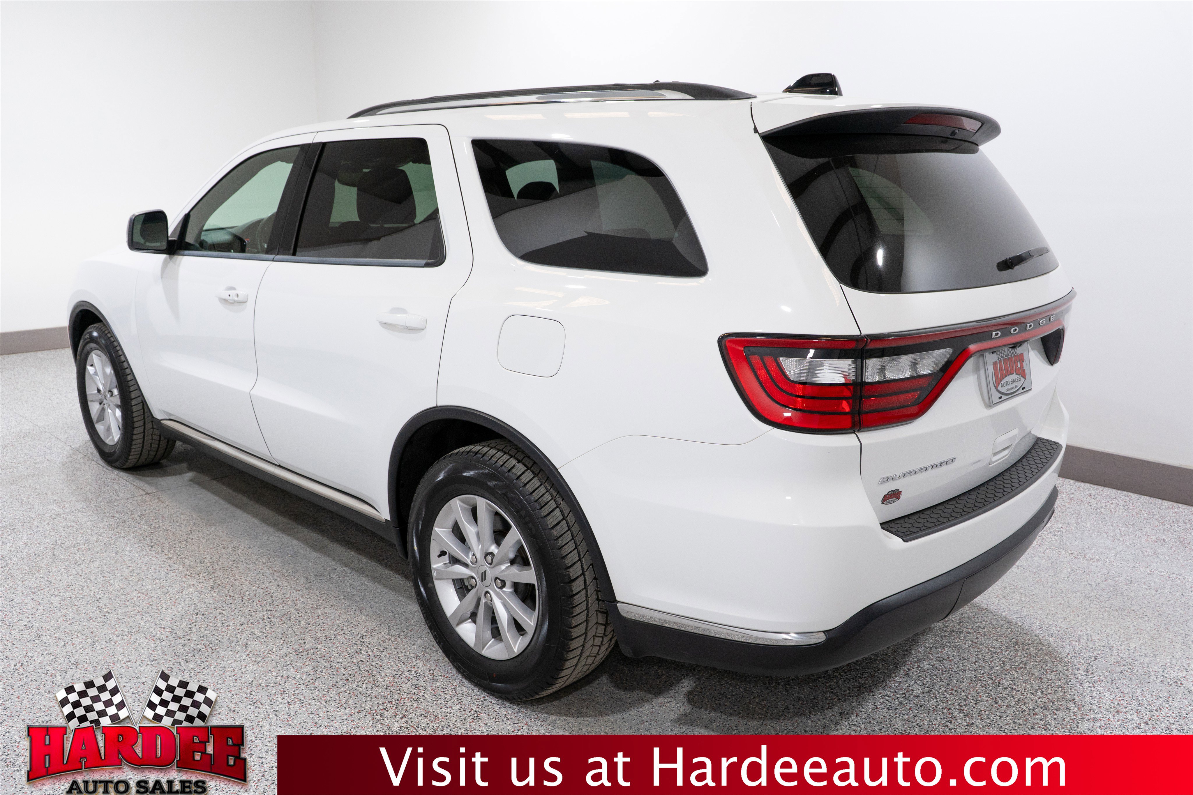 Used 2023 Dodge Durango SXT image 3