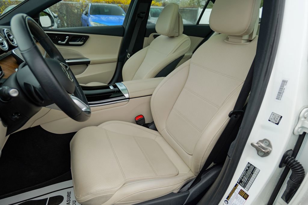 Used 2022 Mercedes-Benz C 300 4MATIC Sedan w/ Pinnacle Trim Package image 24