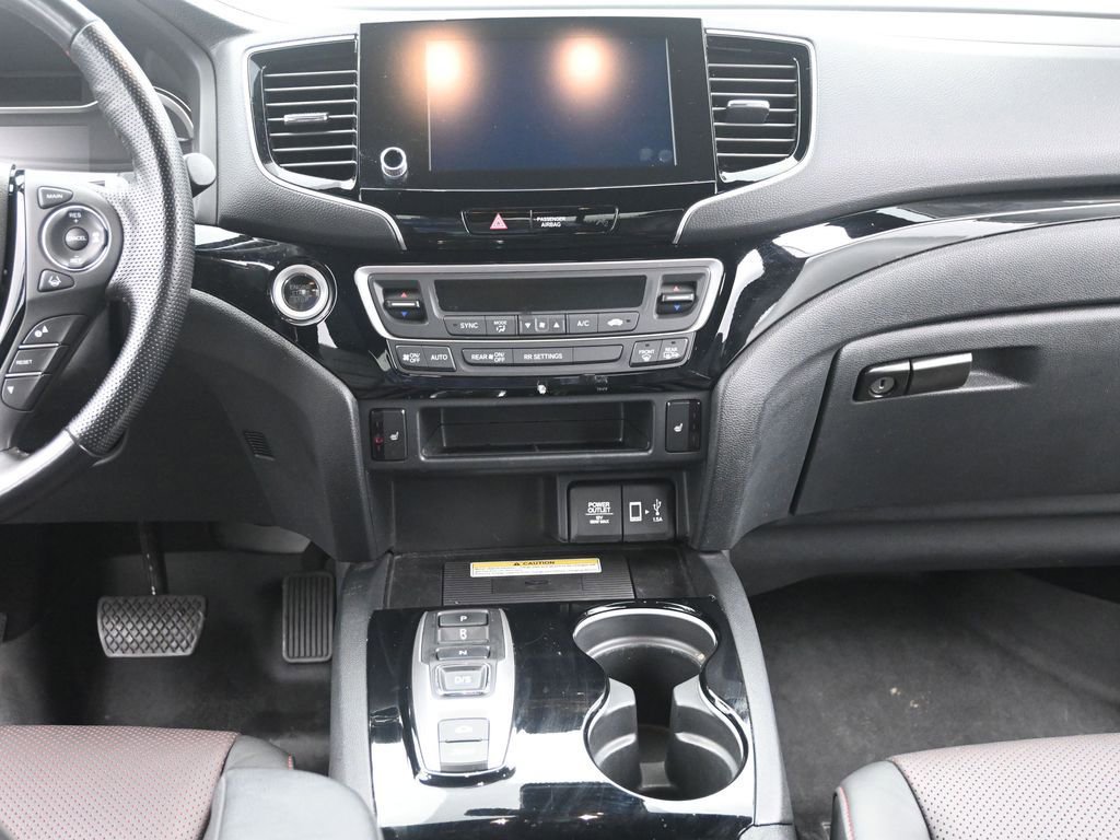 Used 2021 Honda Ridgeline Black Edition image 25