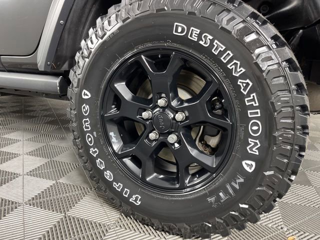 Used 2023 Jeep Wrangler Willys image 14