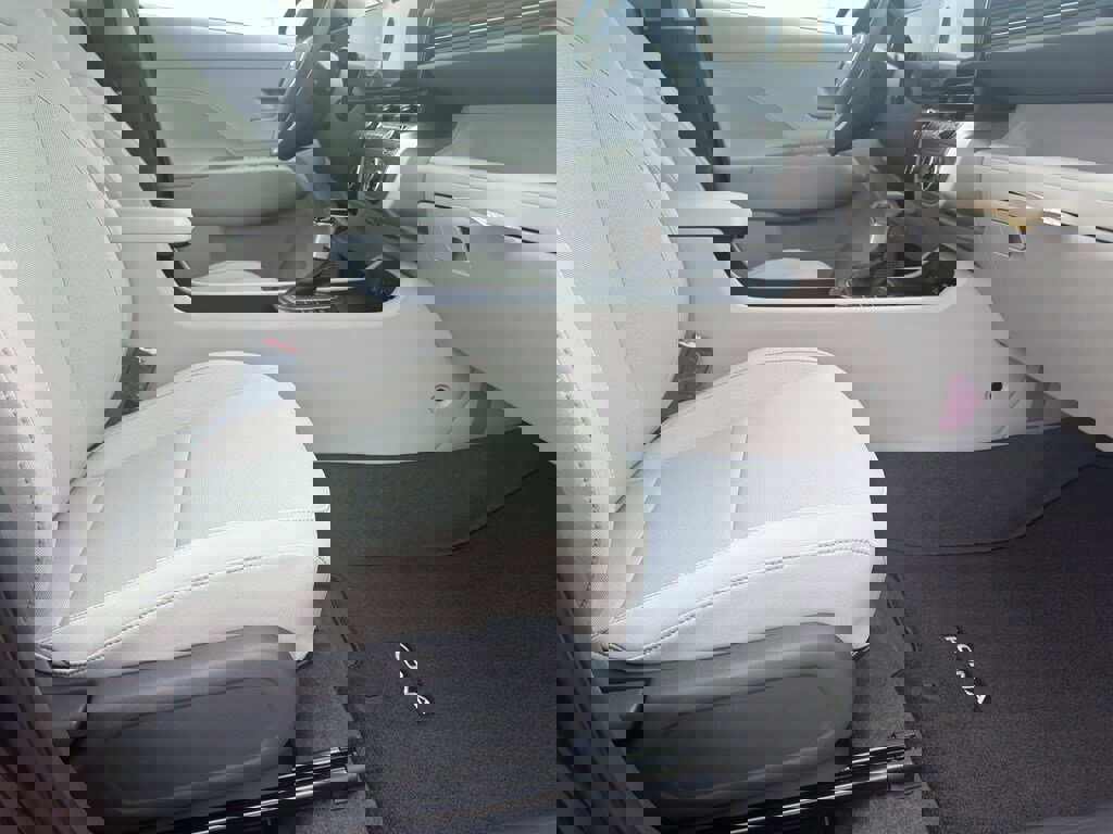 New 2026 Hyundai Kona SE image 39