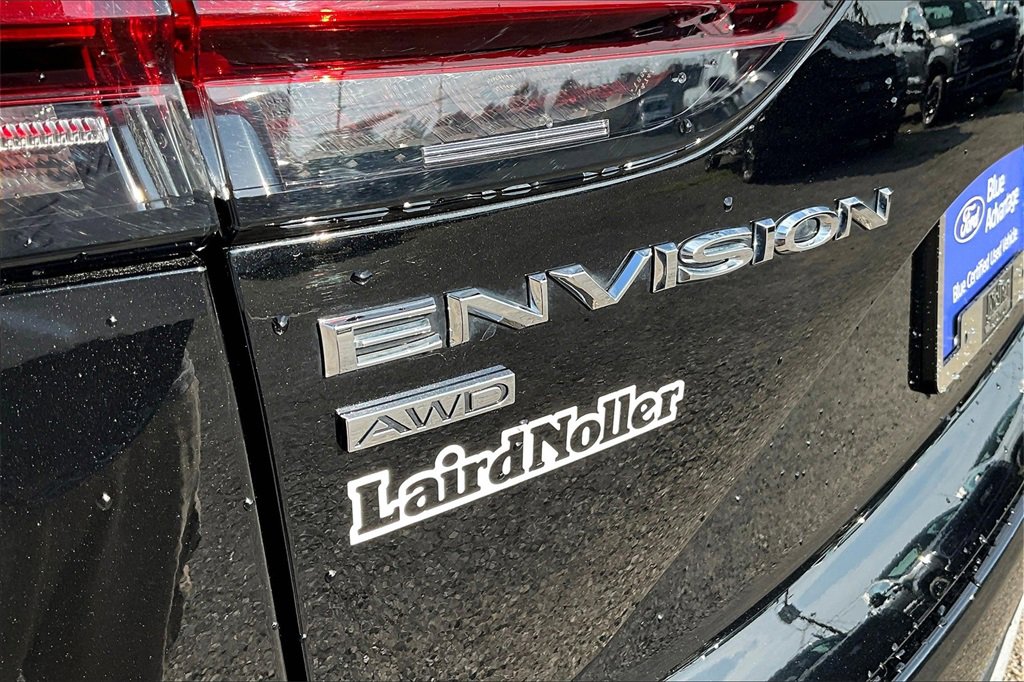 Used 2023 Buick Envision Essence image 8