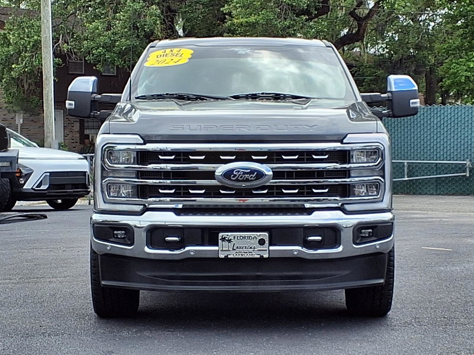 Used 2024 Ford F350 Lariat w/ Lariat Ultimate Package AWD/4WD image 2