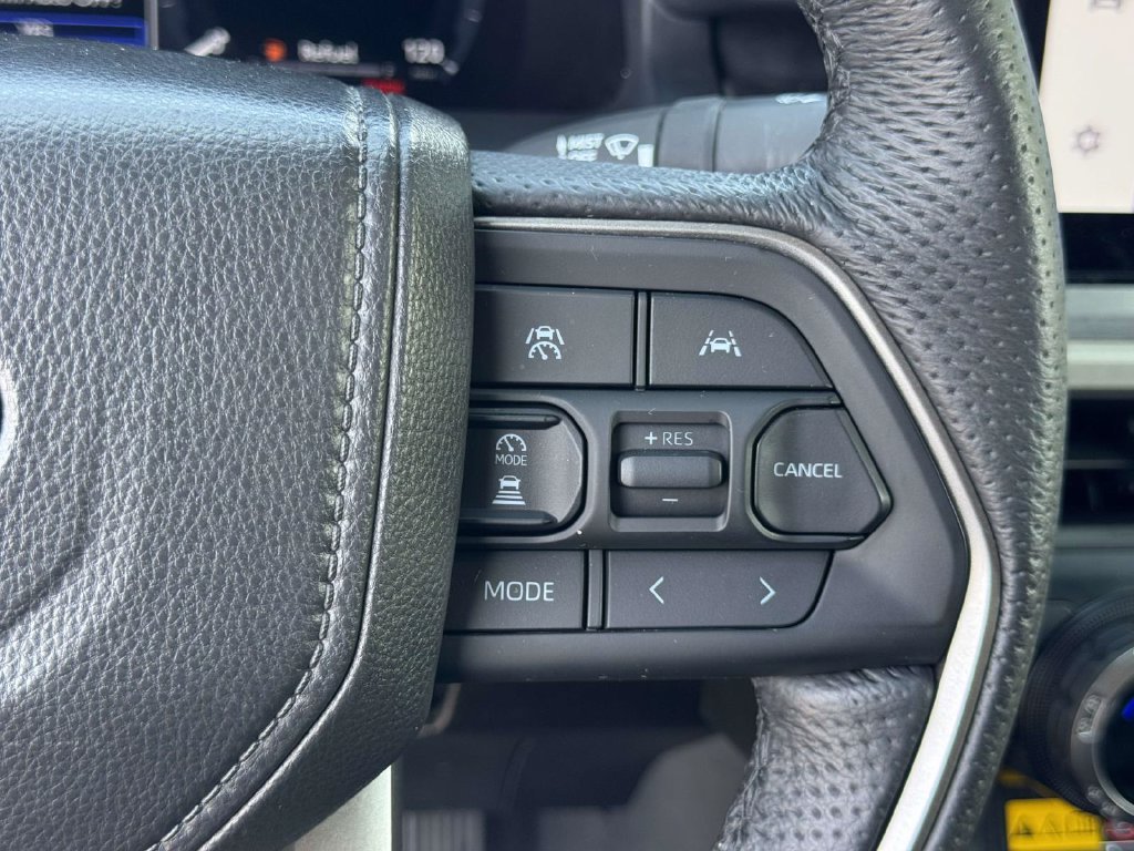 Used 2024 Toyota Tacoma TRD Off-Road w/ TRD Off Road Premium Package AWD/4WD image 13