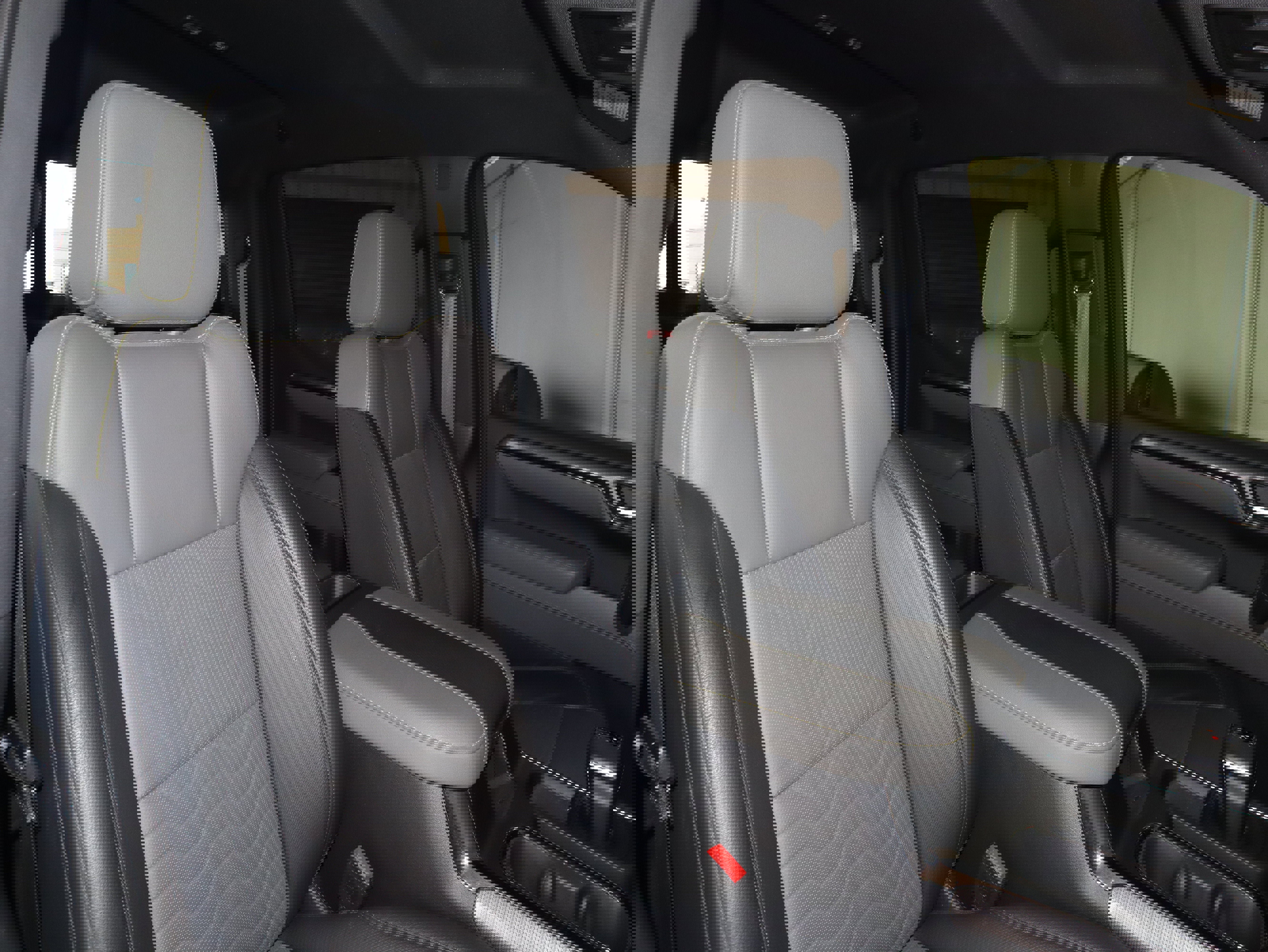 Used 2023 Chevrolet Silverado 1500 ZR2 w/ Technology Package image 42