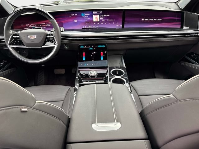 Used 2025 Cadillac Escalade Sport w/ Touring Package AWD/4WD image 18