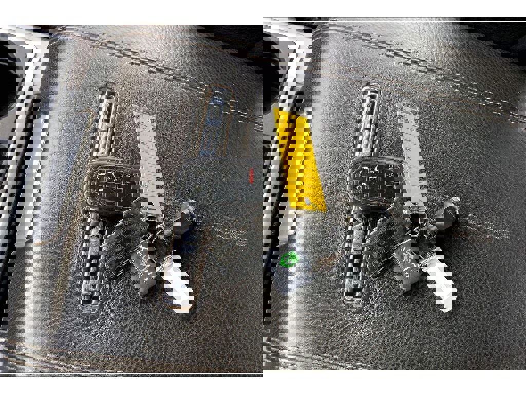 Used 2015 RAM 2500 Limited image 14