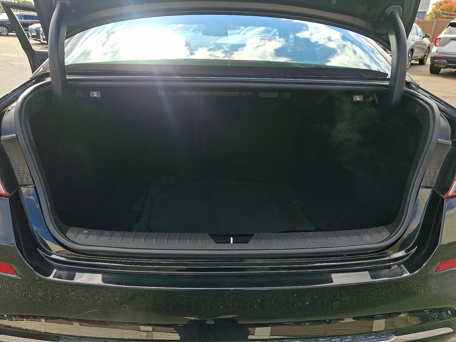 Used 2020 Kia Optima S image 28