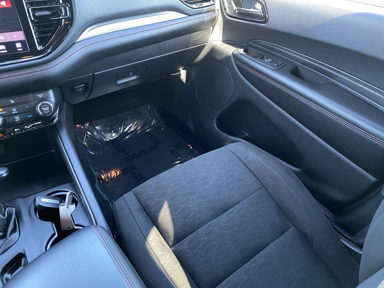 Used 2025 Dodge Durango GT AWD/4WD image 19