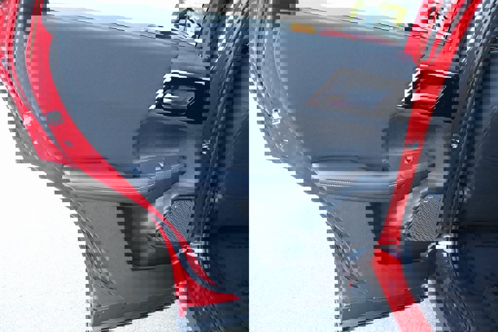 New 2025 Mitsubishi Outlander ES image 10