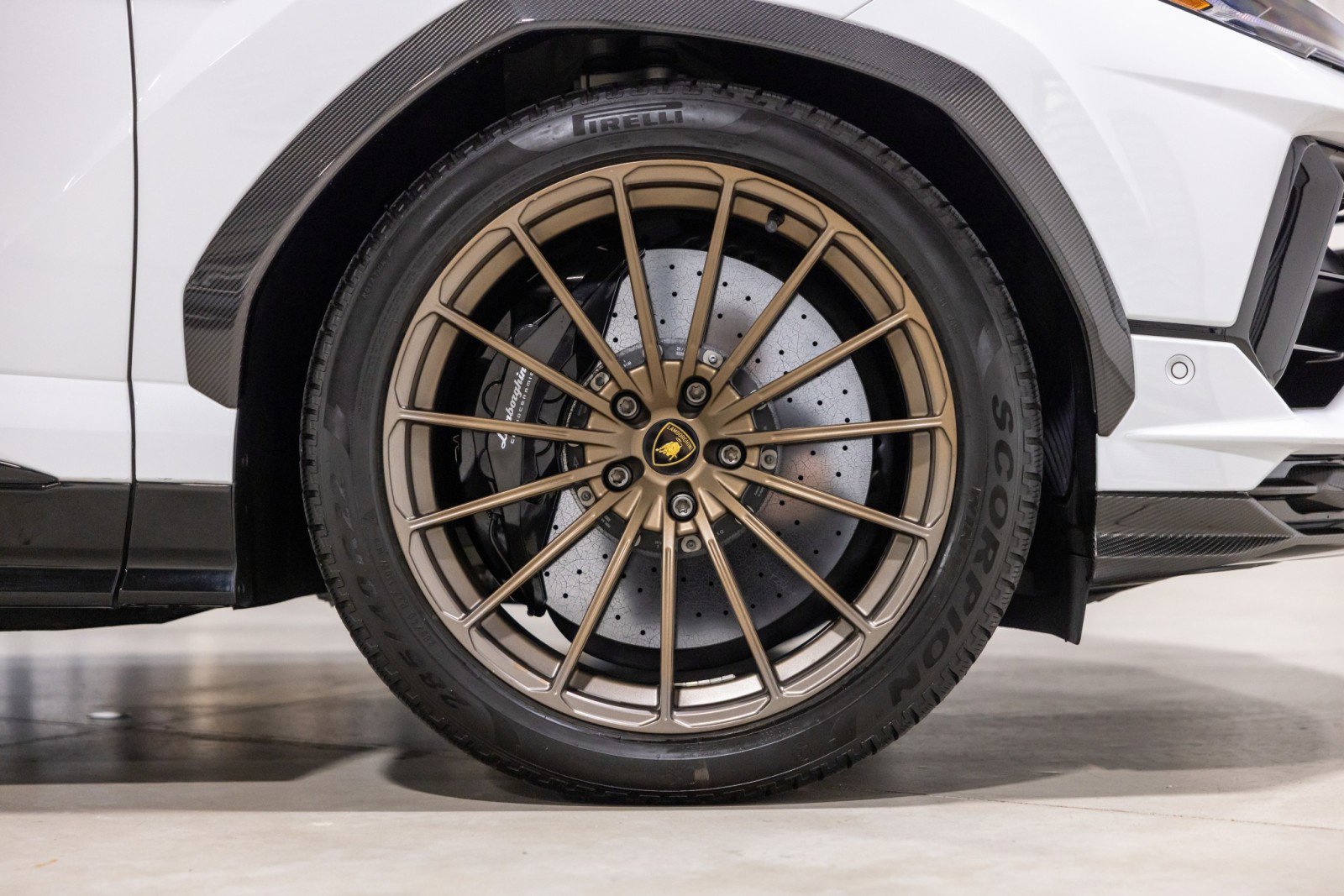 Used 2023 Lamborghini Urus Performante image 29