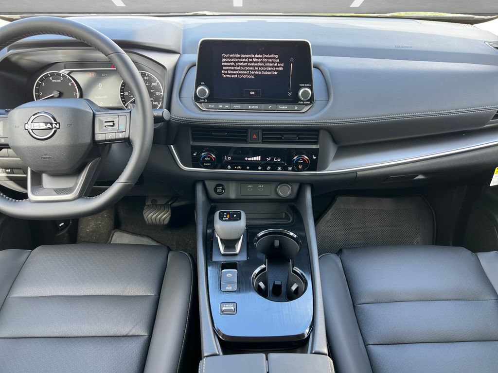 New 2026 Nissan Rogue Dark Armor FWD image 4