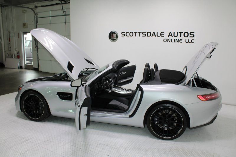 Used 2019 Mercedes-Benz AMG GT Roadster image 22