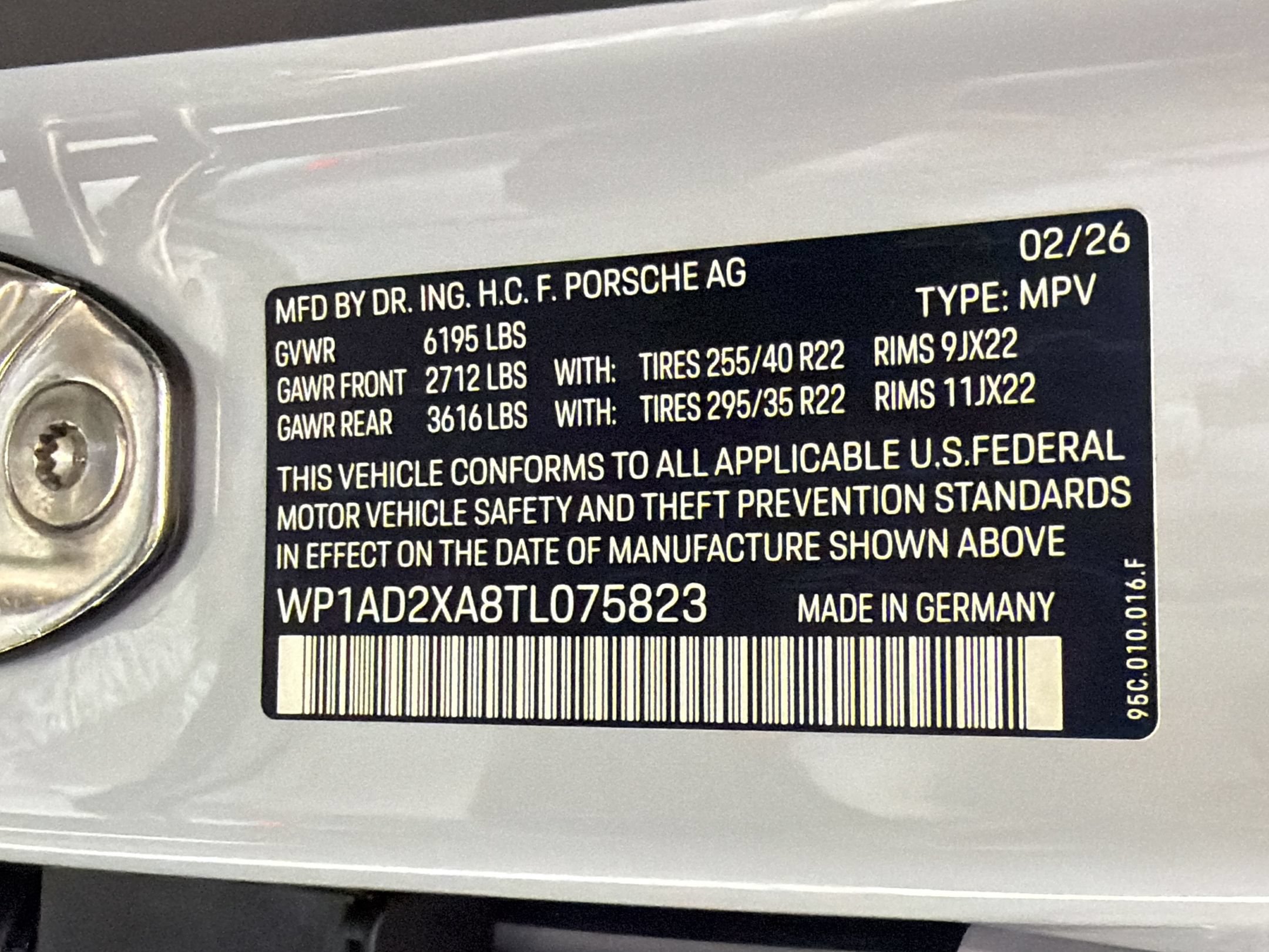 Used 2026 Porsche Macan Electric RWD image 20