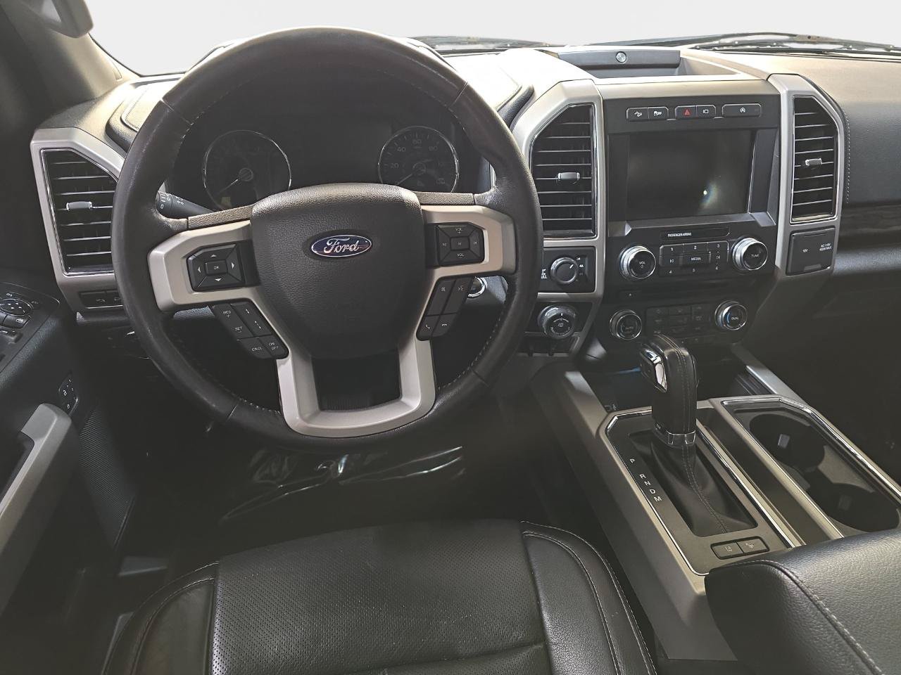 Used 2018 Ford F150 Lariat w/ Equipment Group 502A Luxury AWD/4WD image 11
