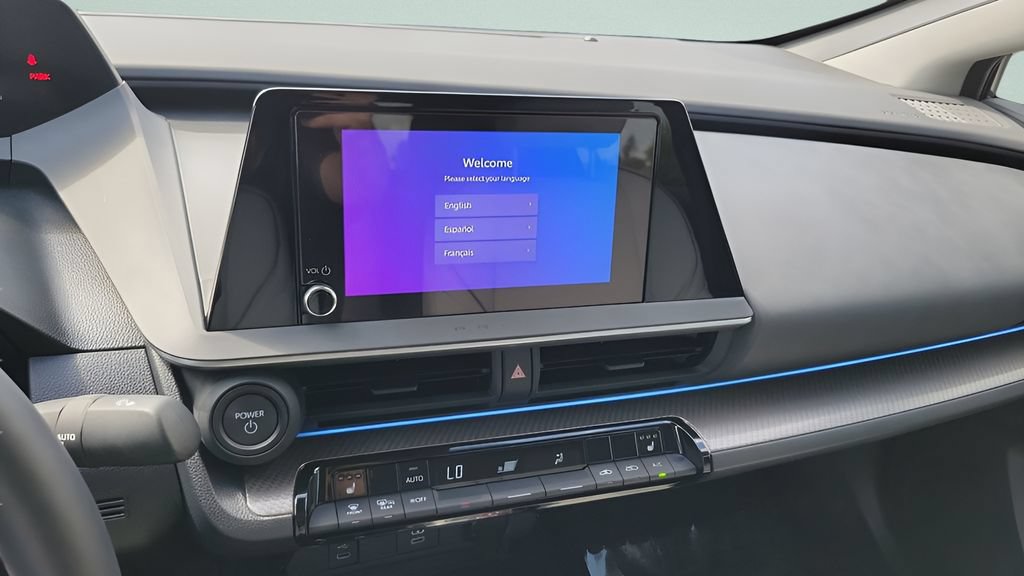 Certified 2026 Toyota Prius XLE FWD image 14