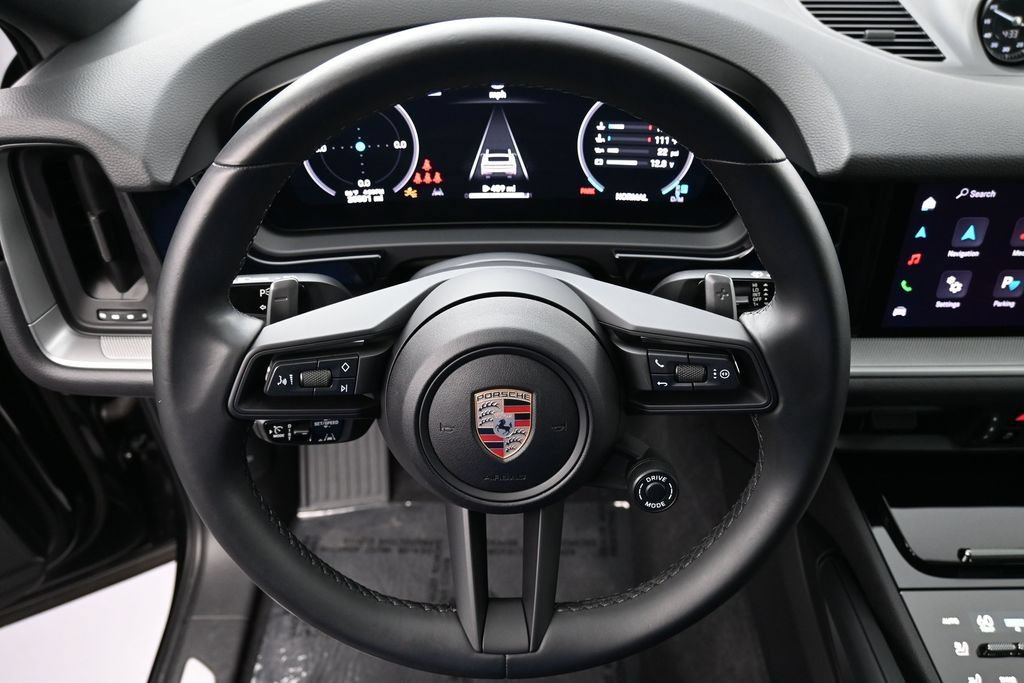 Certified 2024 Porsche Cayenne Coupe AWD/4WD image 11