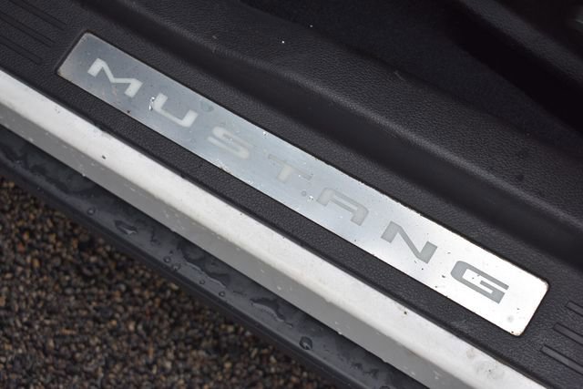 Used 2011 Ford Mustang GT Premium RWD image 17