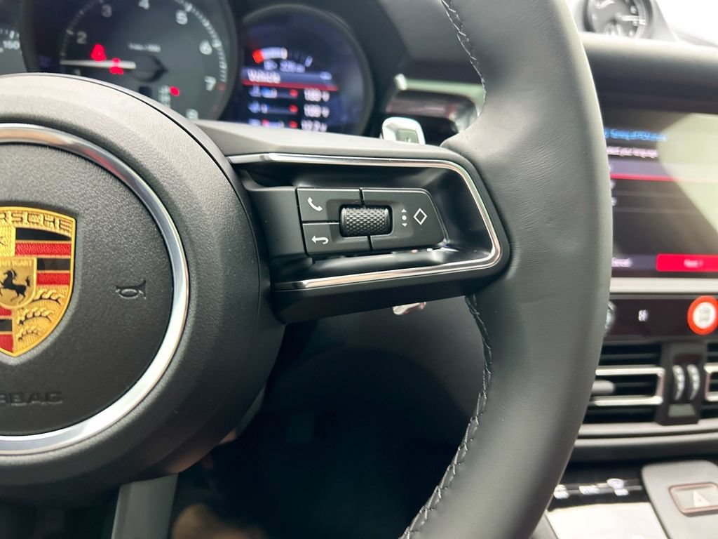 Used 2026 Porsche Macan AWD/4WD image 15
