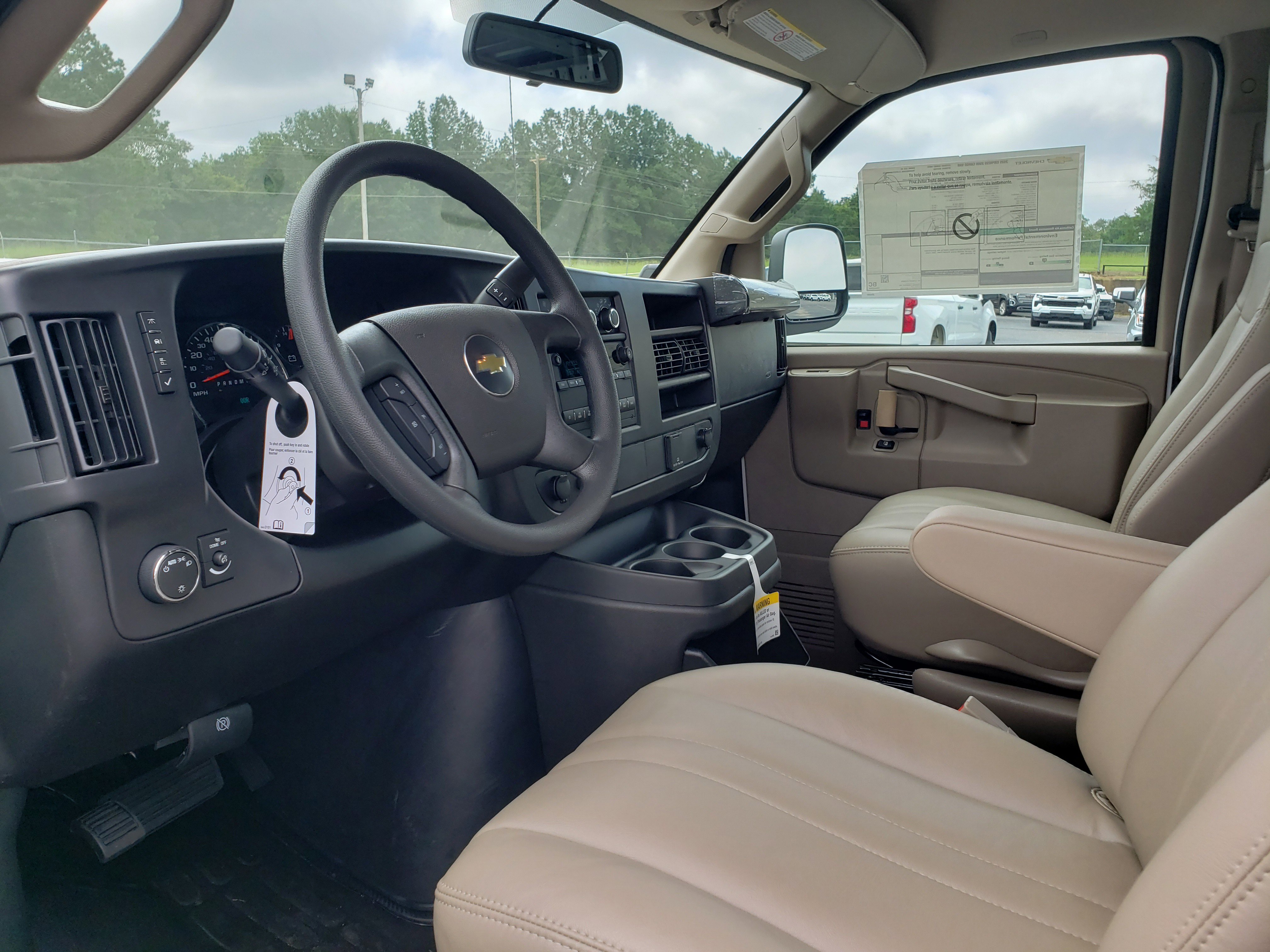 New 2025 Chevrolet Express 2500 w/ Driver Convenience Package image 25
