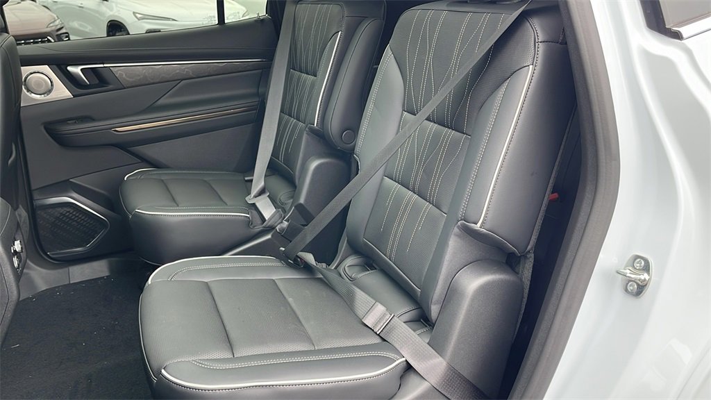 New 2026 Buick Enclave Avenir w/ Super Cruise Package image 14