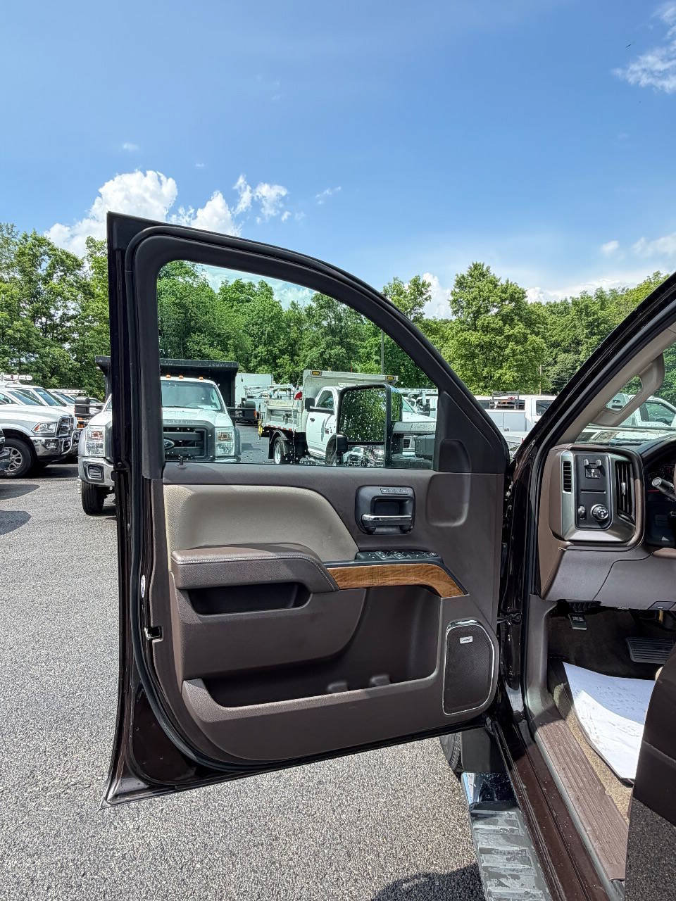 Used 2018 Chevrolet Silverado 3500 LTZ w/ Duramax Plus Package RWD image 34