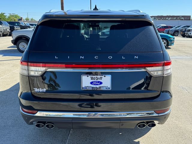 Used 2023 Lincoln Aviator AWD w/ Premium Package image 9