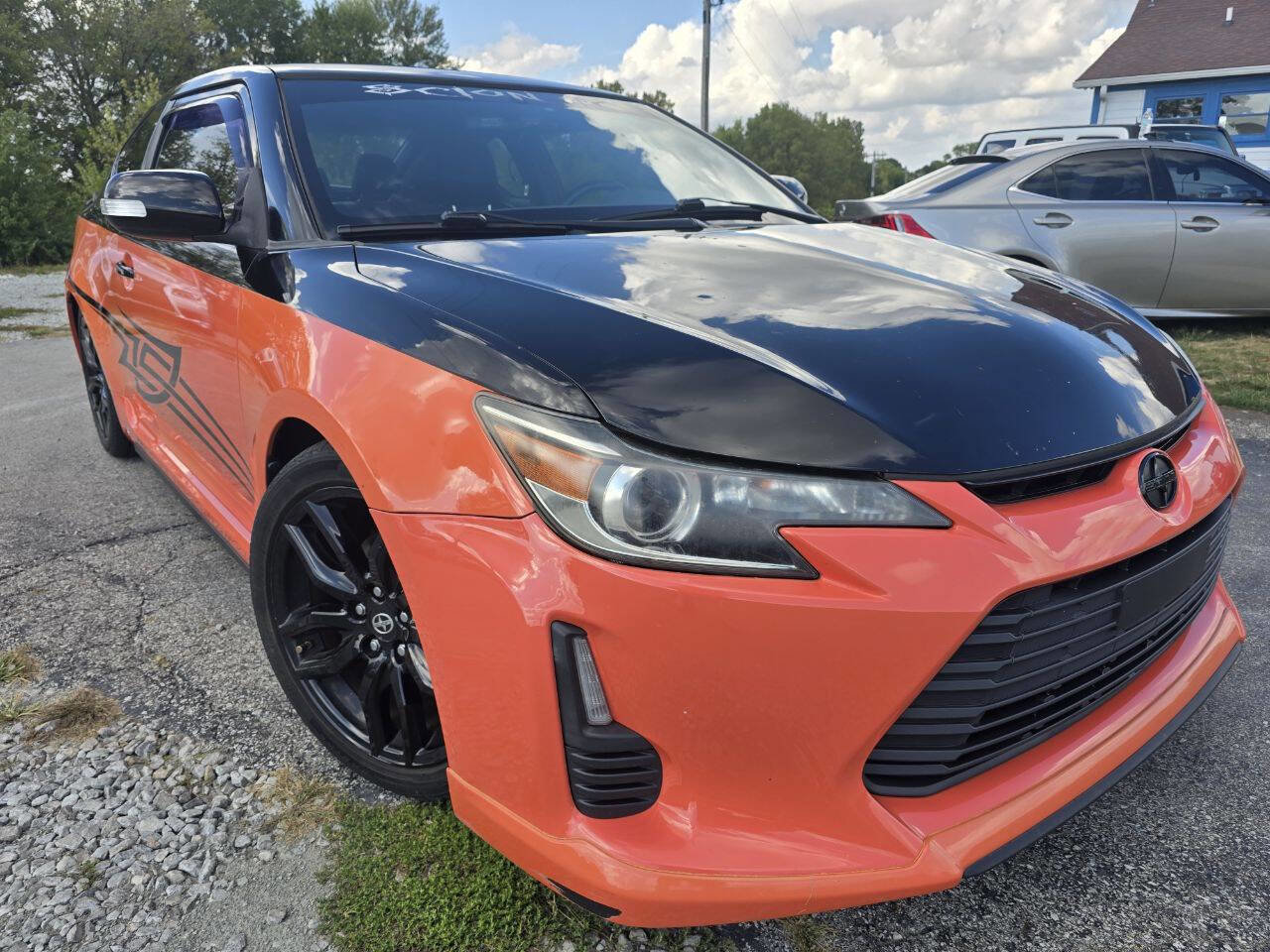 Used 2015 Scion tC image 2
