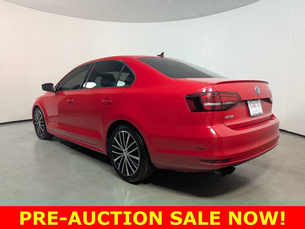 Used 2016 Volkswagen Jetta Sport FWD image 5