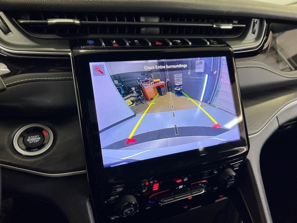 Used 2024 Jeep Grand Cherokee Limited 4xe image 43