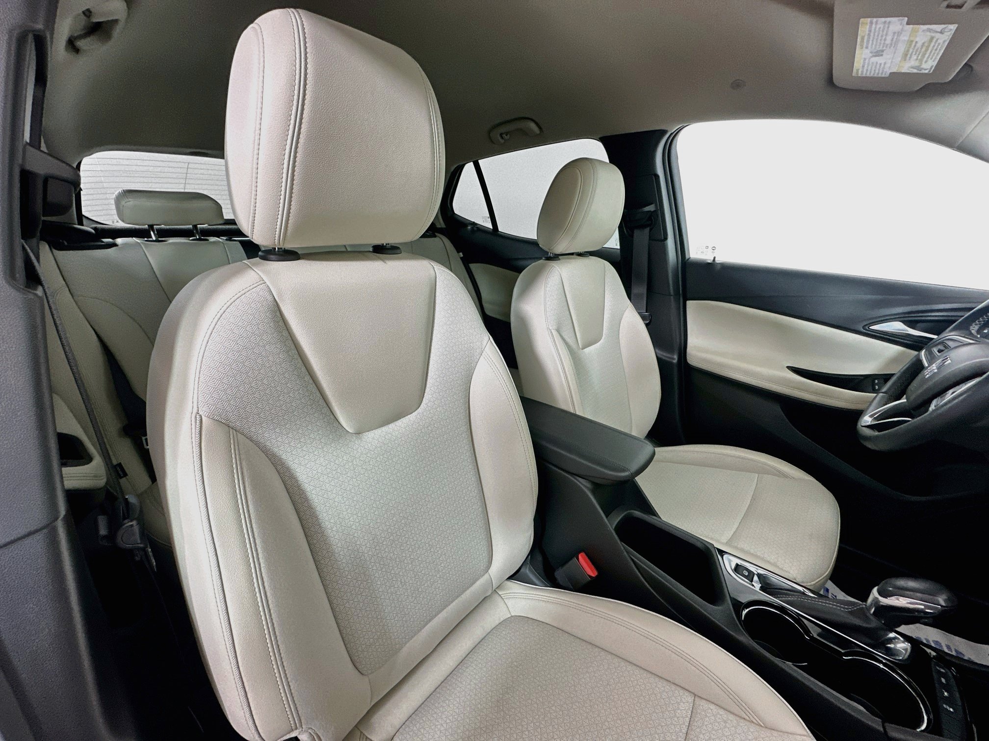 Used 2024 Buick Encore GX Preferred w/ Comfort Package AWD/4WD image 25