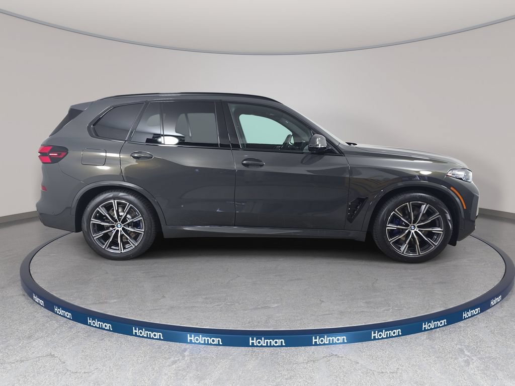 New 2026 BMW X5 xDrive50e w/ M Sport Package AWD/4WD image 4