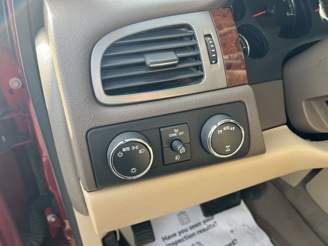 Used 2012 Chevrolet Suburban LT w/ Luxury Package image 15