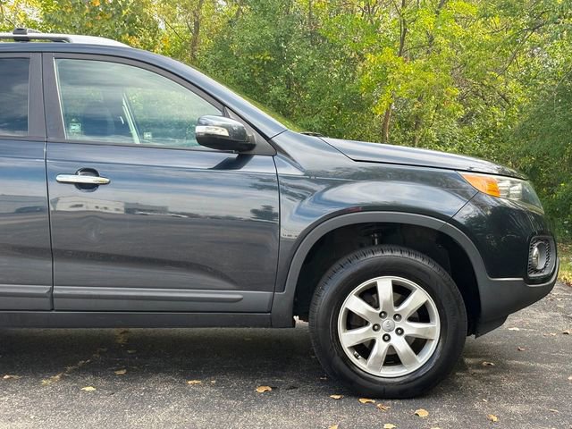 Used 2012 Kia Sorento LX w/ Convenience Pkg image 16