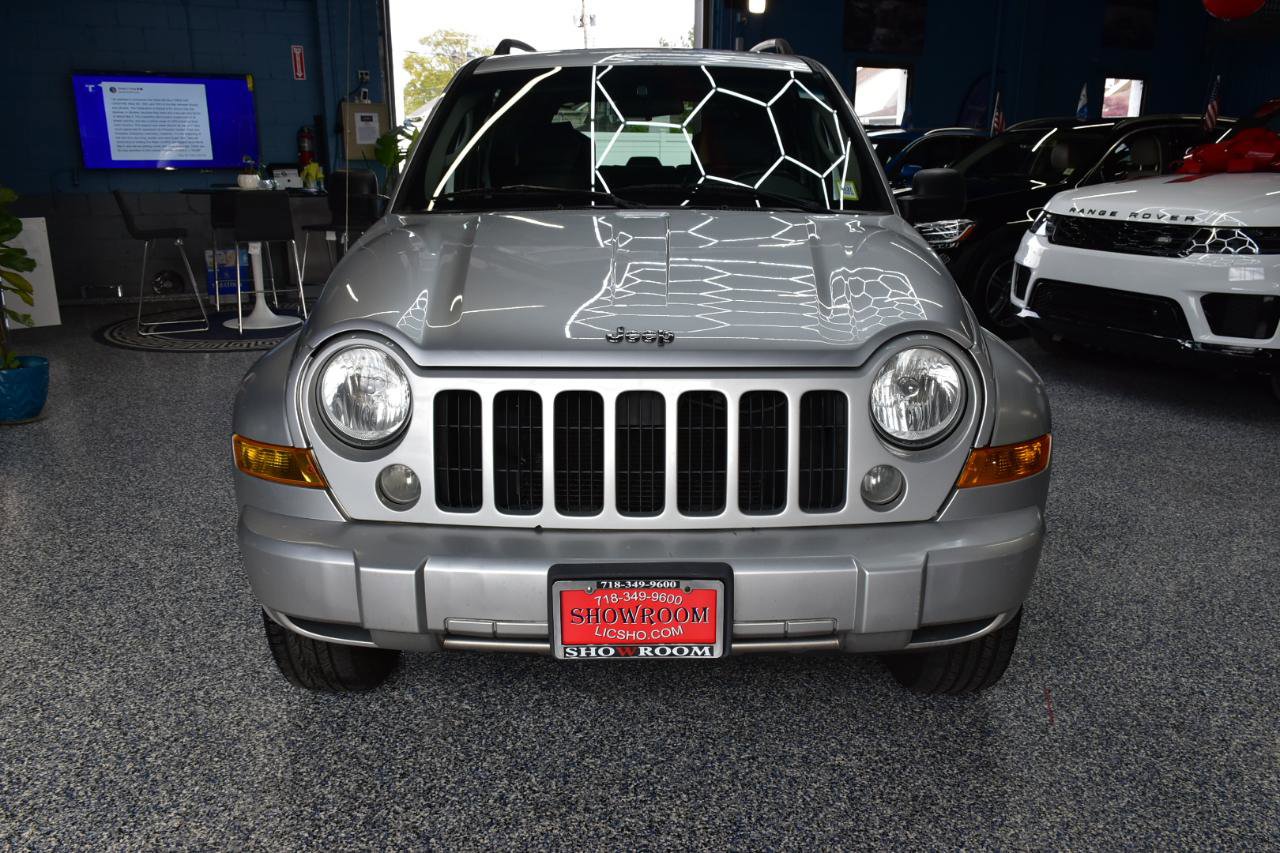 Used 2006 Jeep Liberty Sport AWD/4WD image 10