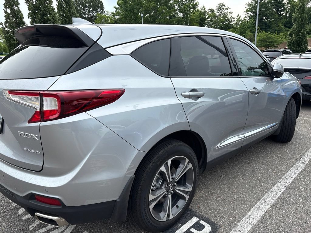 Used 2023 Acura RDX AWD w/ Advance Package image 3