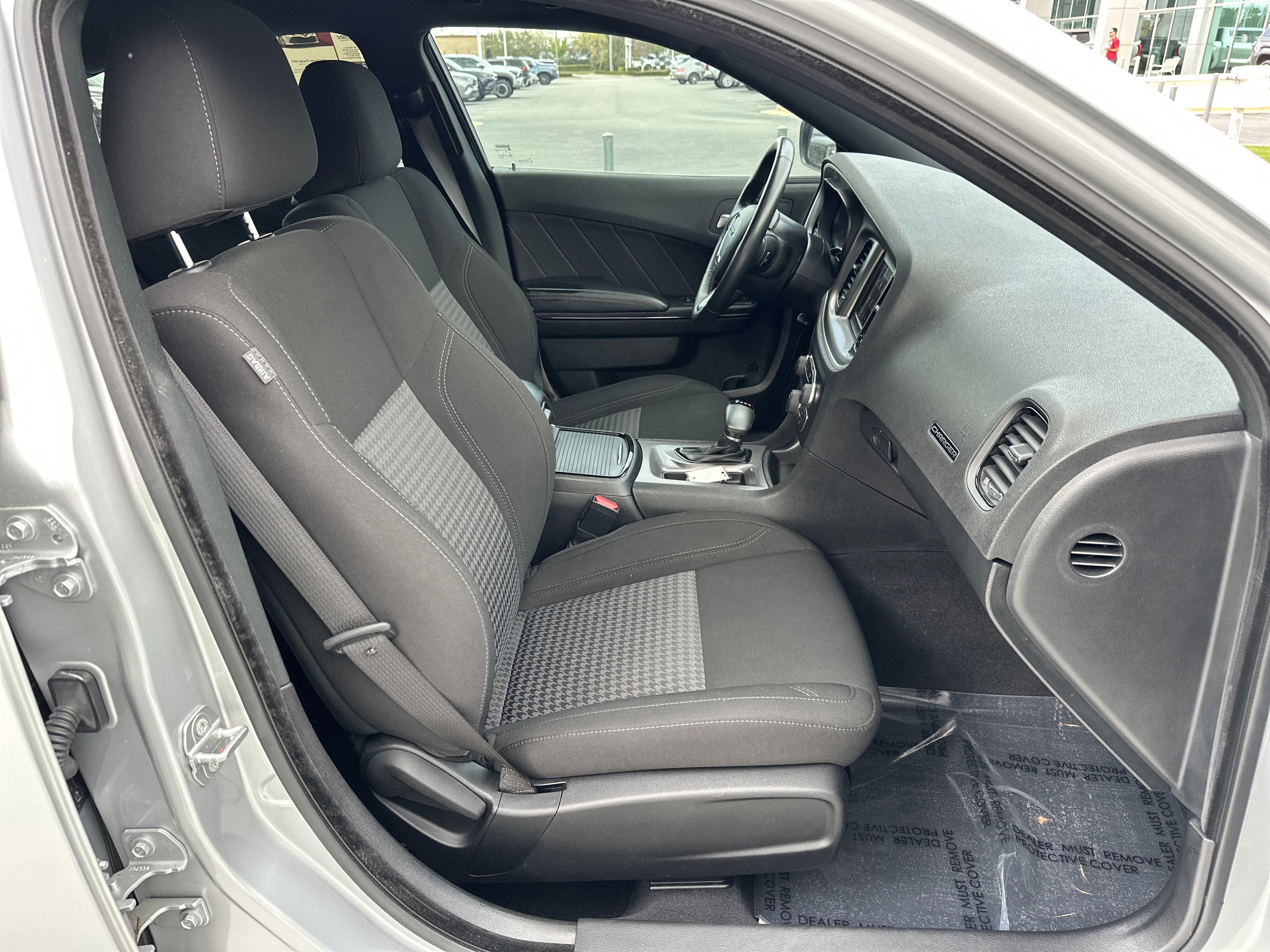 Used 2022 Dodge Charger SXT w/ Blacktop Package image 33