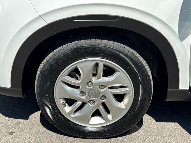 Used 2020 Hyundai Venue SEL image 22