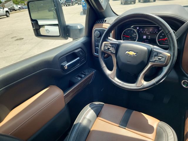Used 2020 Chevrolet Silverado 2500 High Country image 14
