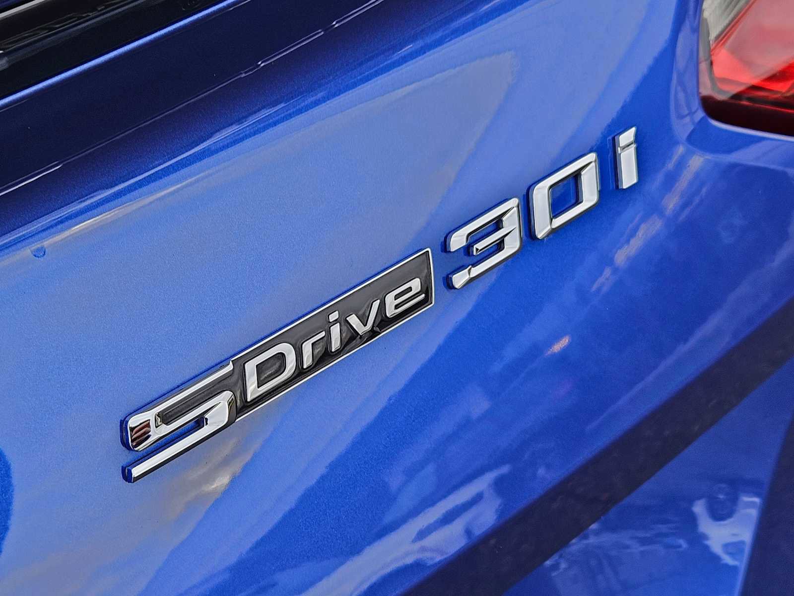 Used 2025 BMW Z4 sDrive30i w/ Premium Package image 16