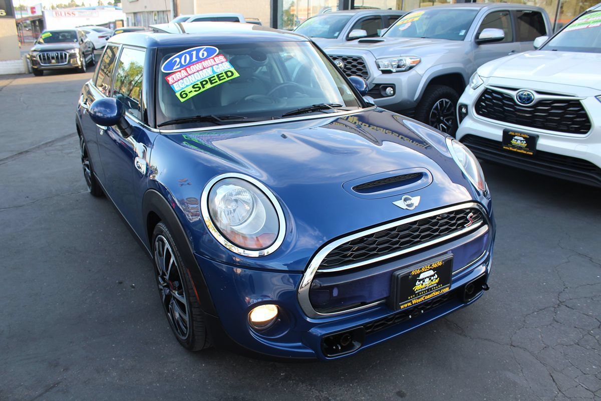 Used 2016 MINI Cooper S FWD image 8