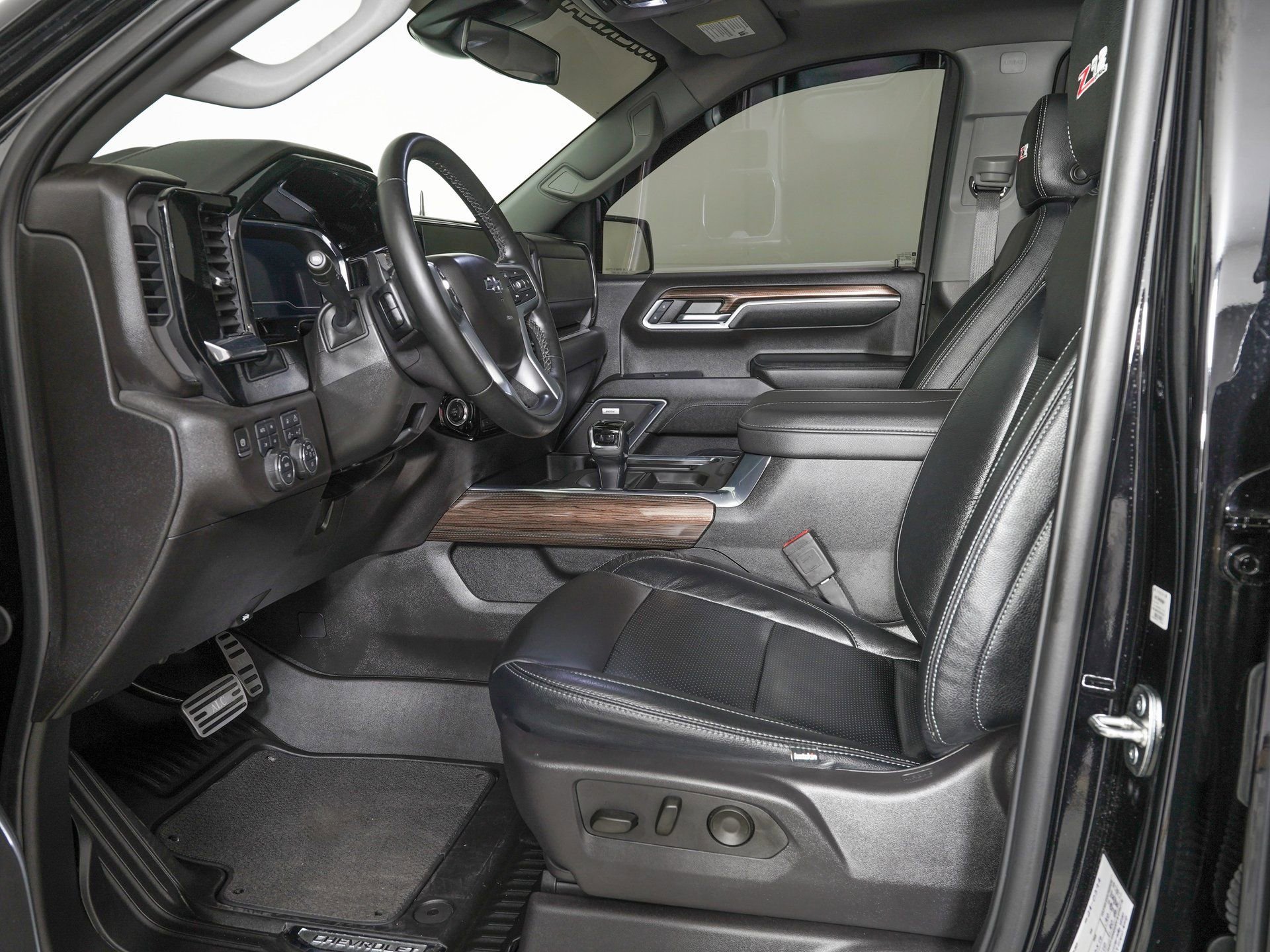 Used 2024 Chevrolet Silverado 1500 RST w/ All Star Edition Plus AWD/4WD image 13